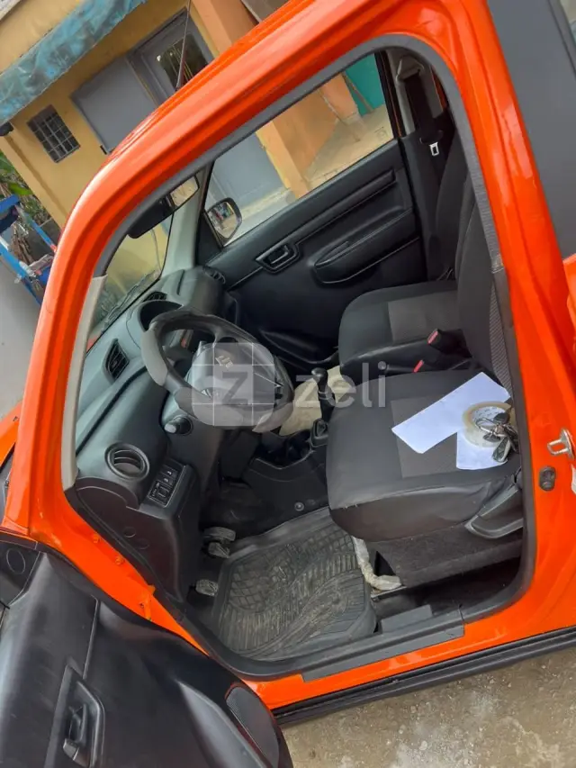 Suzuki Expresso 2024 — photo 4