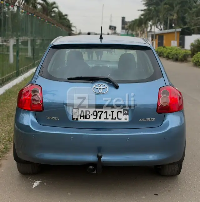 Toyota Auris 2007 — photo 4