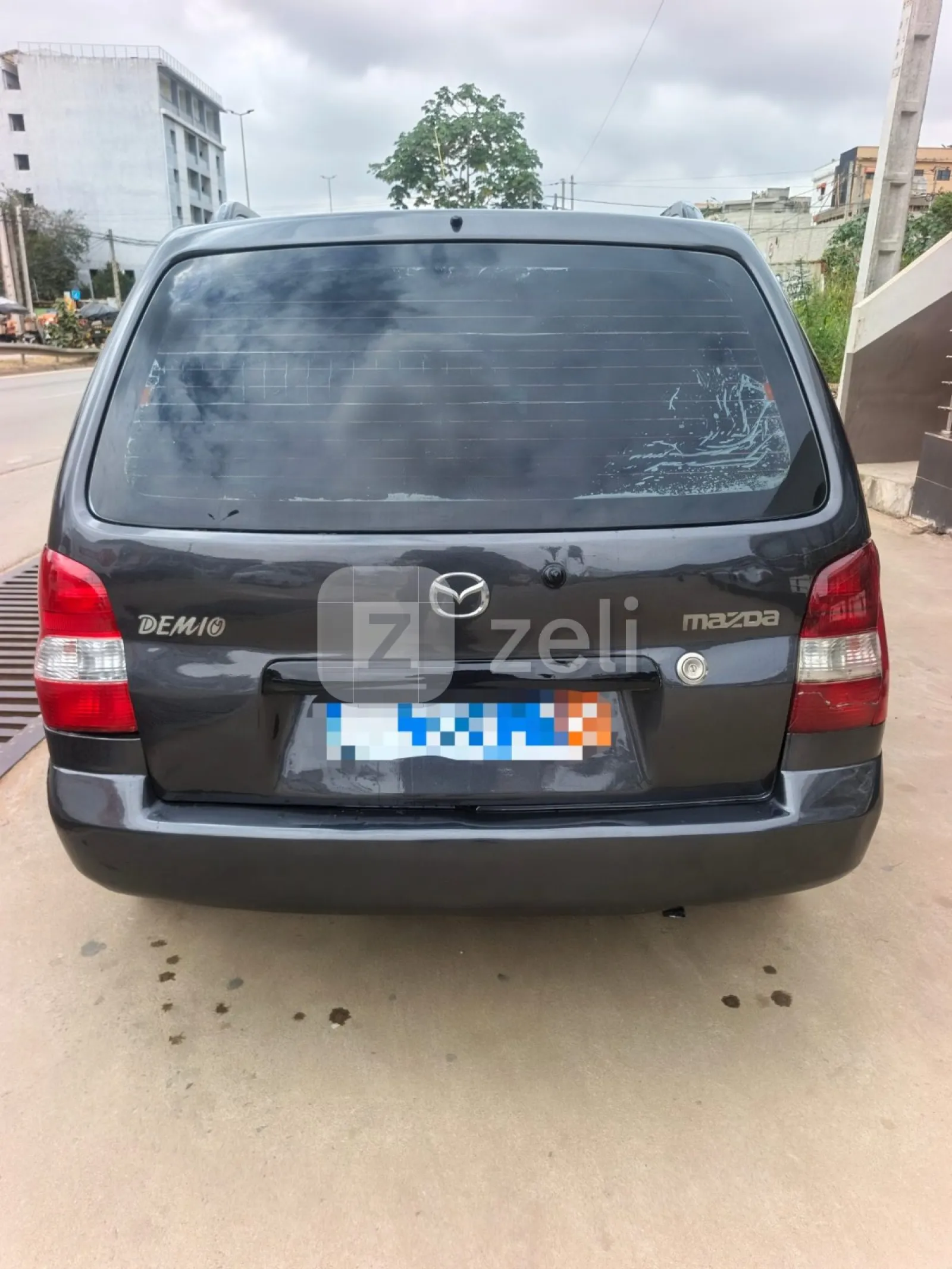 Mazda Demio 2004 — photo 5