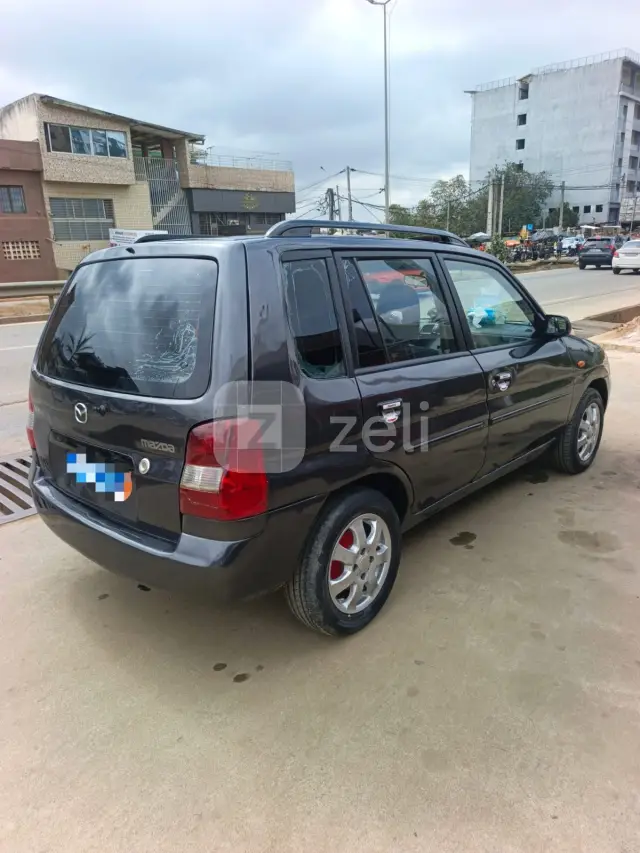 Mazda Demio 2004 — photo 3