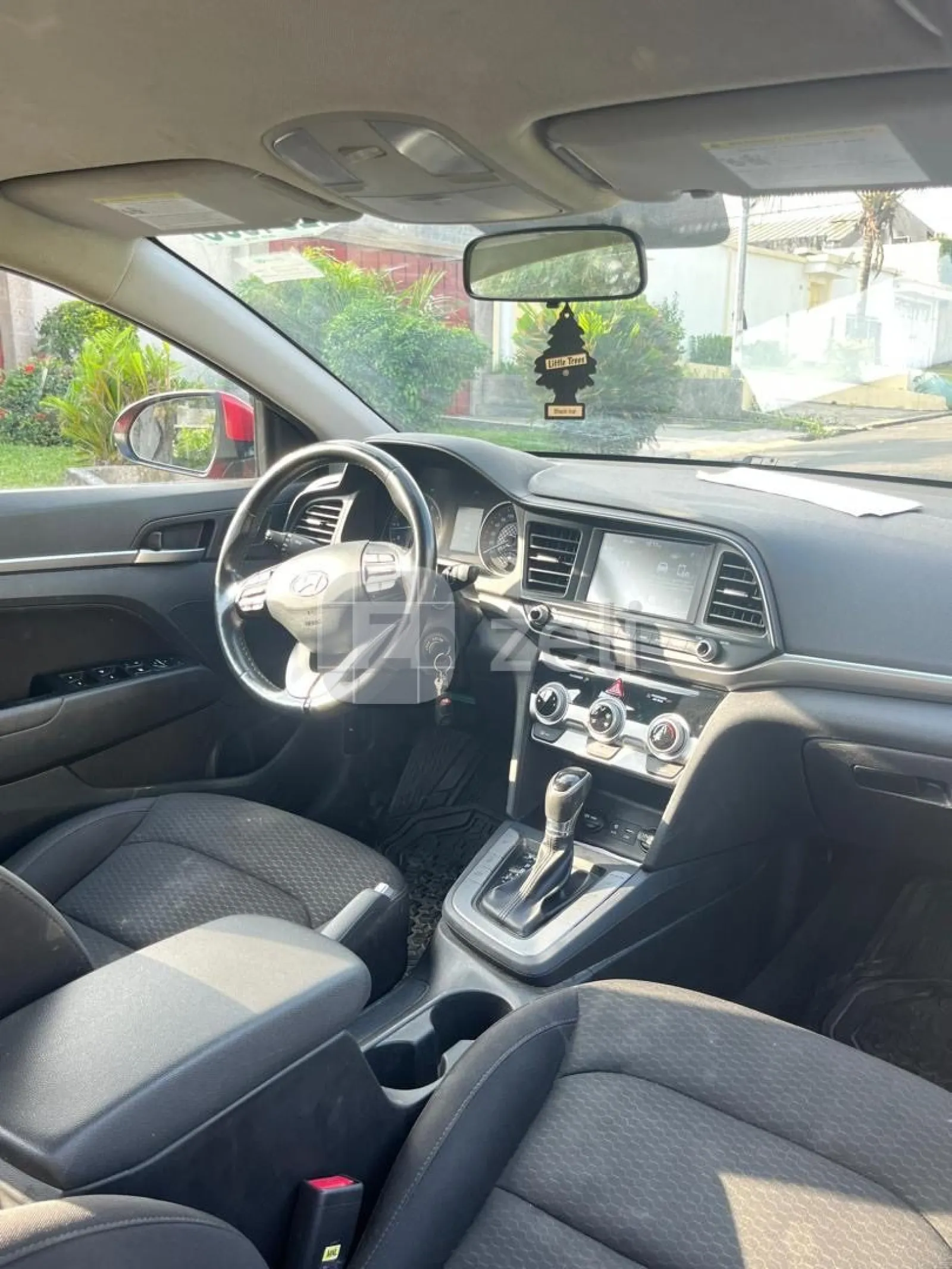 Hyundai Elantra 2022 — photo 5