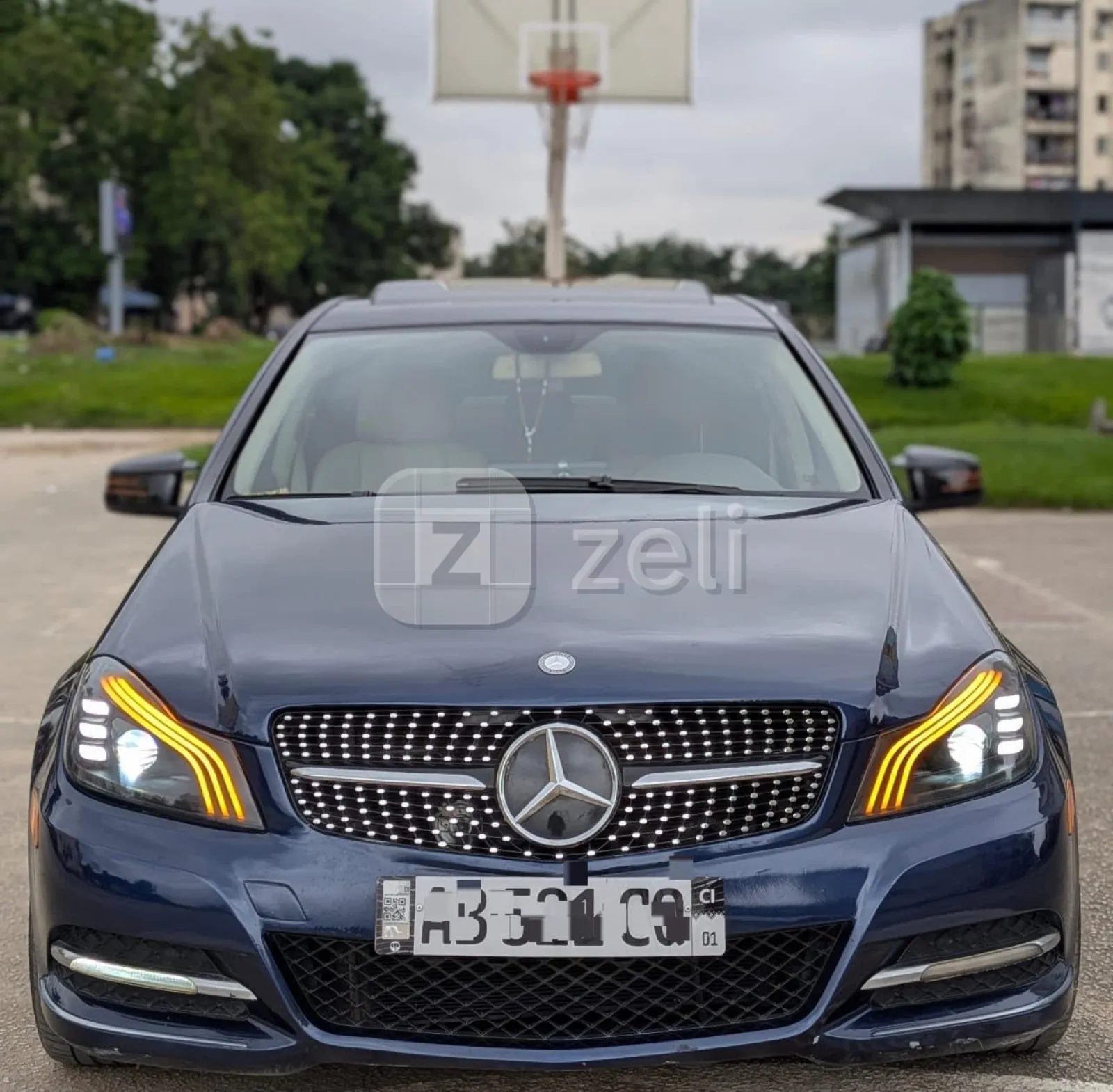 Mercedes C300 2013 — photo 1