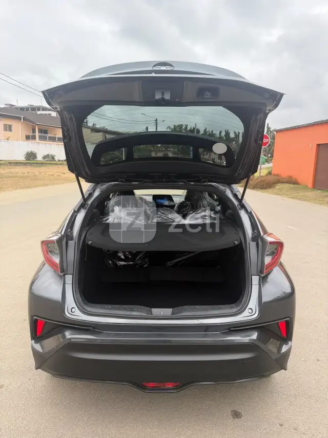 Toyota CHR 2021 — photo 17