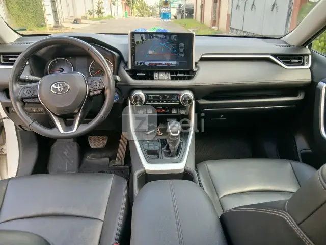 Toyota RAV4 2022 — photo 5