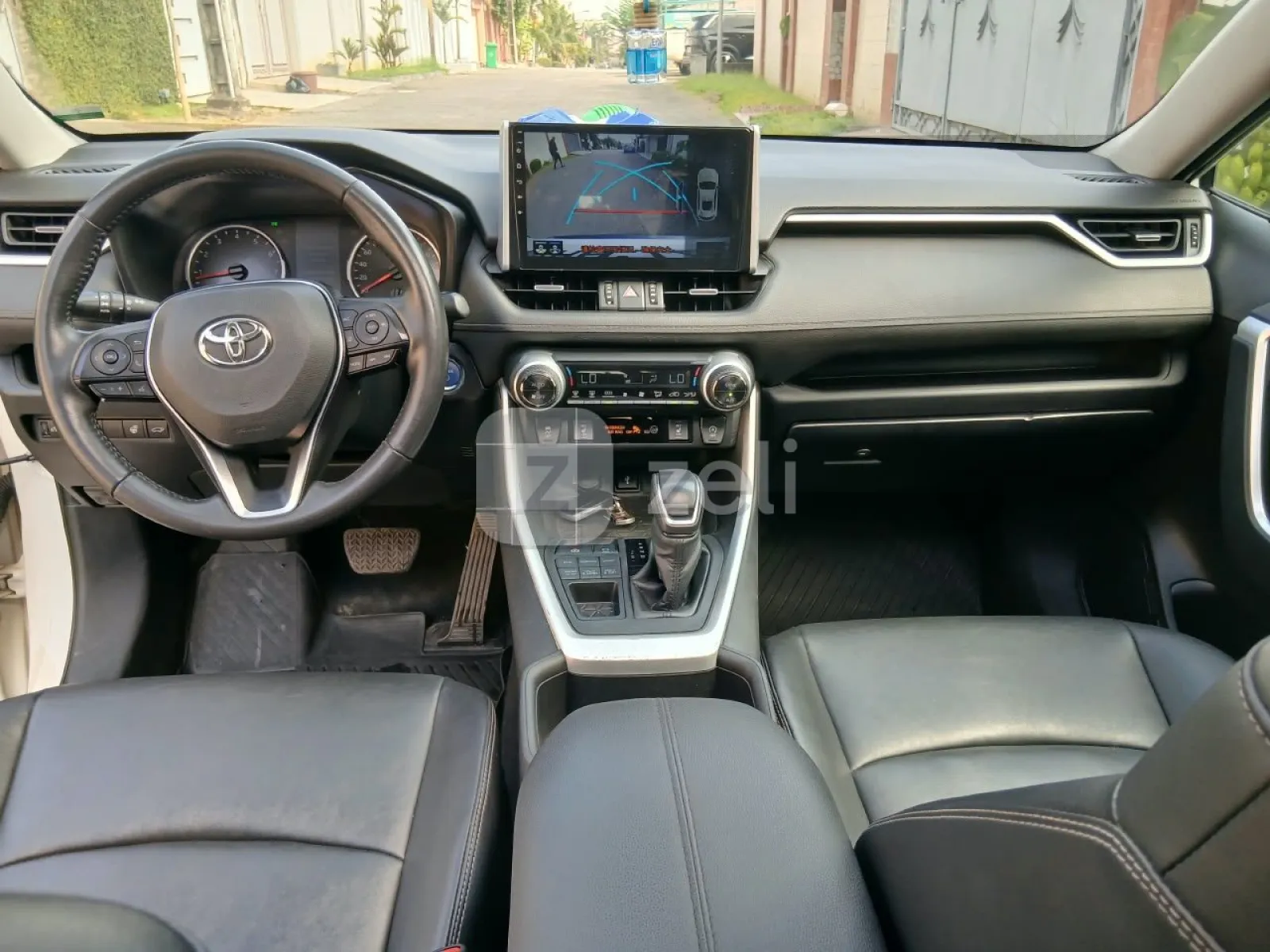 Toyota RAV4 2022 — photo 5