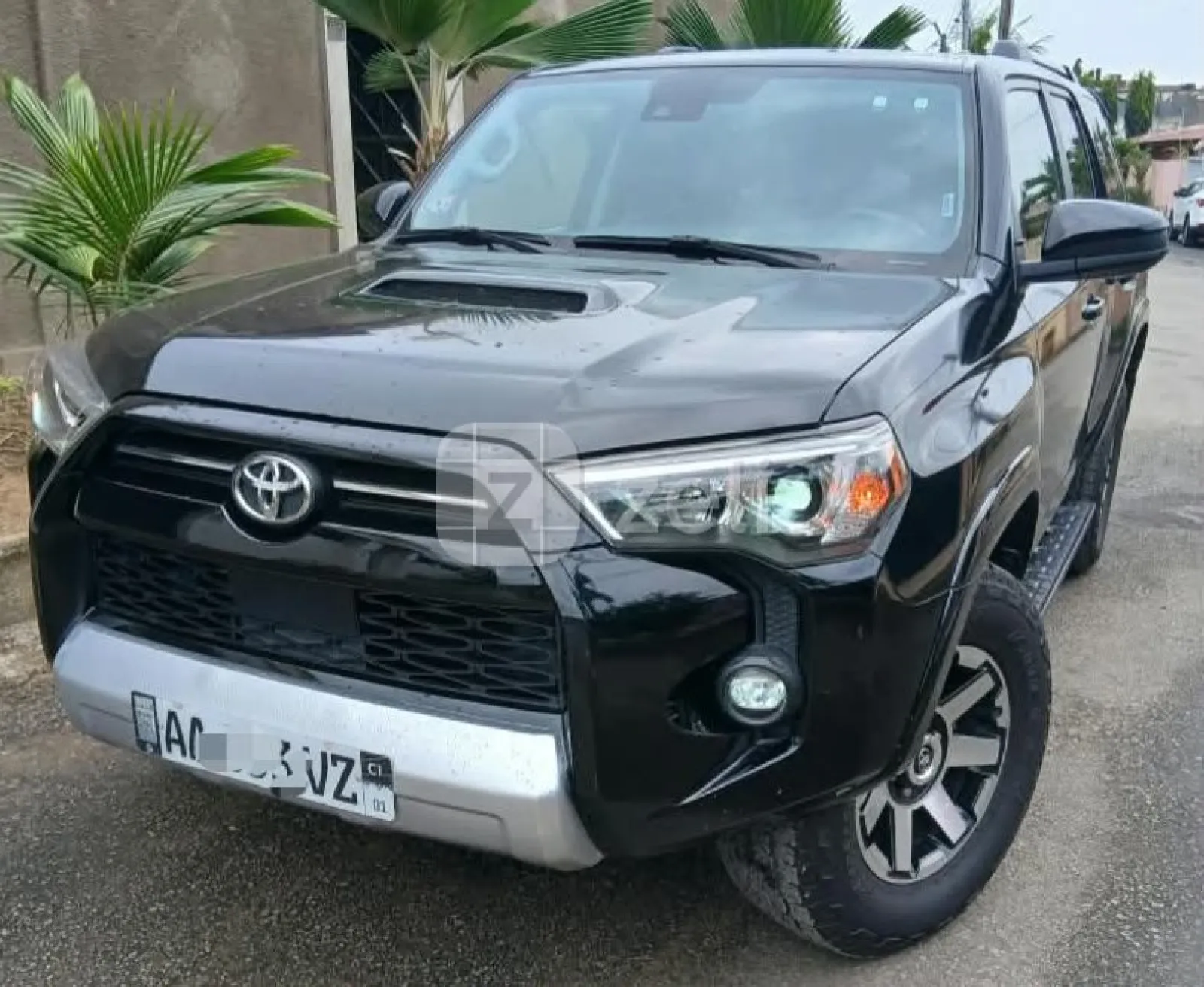 Toyota 4-Runner 2023 — photo 2