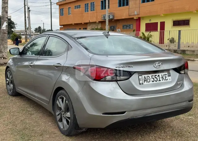 Hyundai Elantra 2016 — photo 4