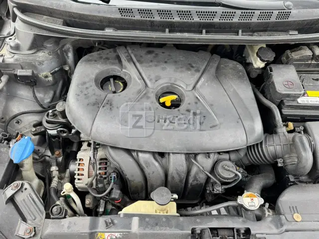 Hyundai Elantra 2016 — photo 8