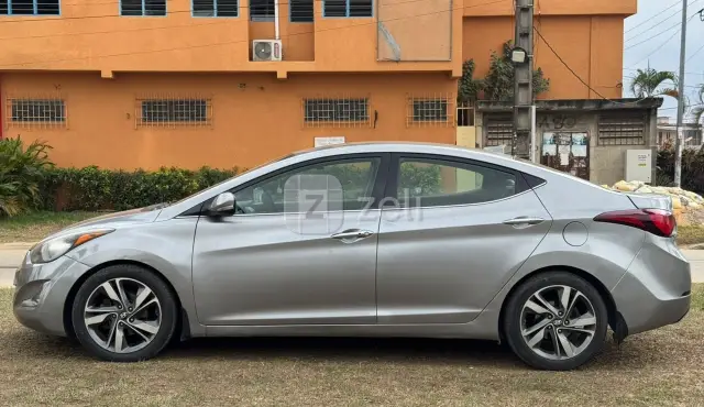 Hyundai Elantra 2016 — photo 3