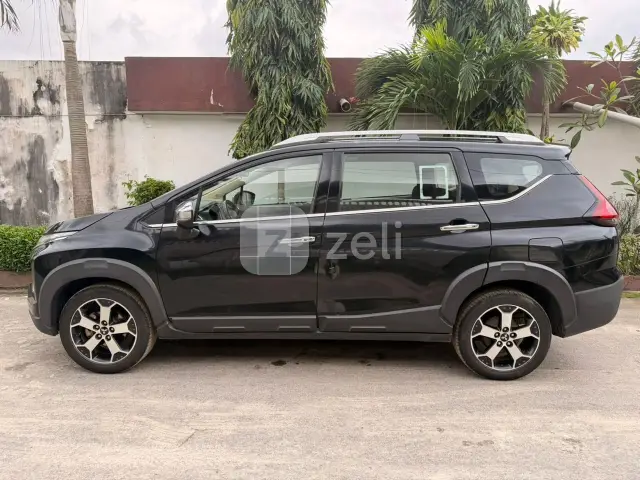 Mitsubishi Xpander 2023 — photo 7