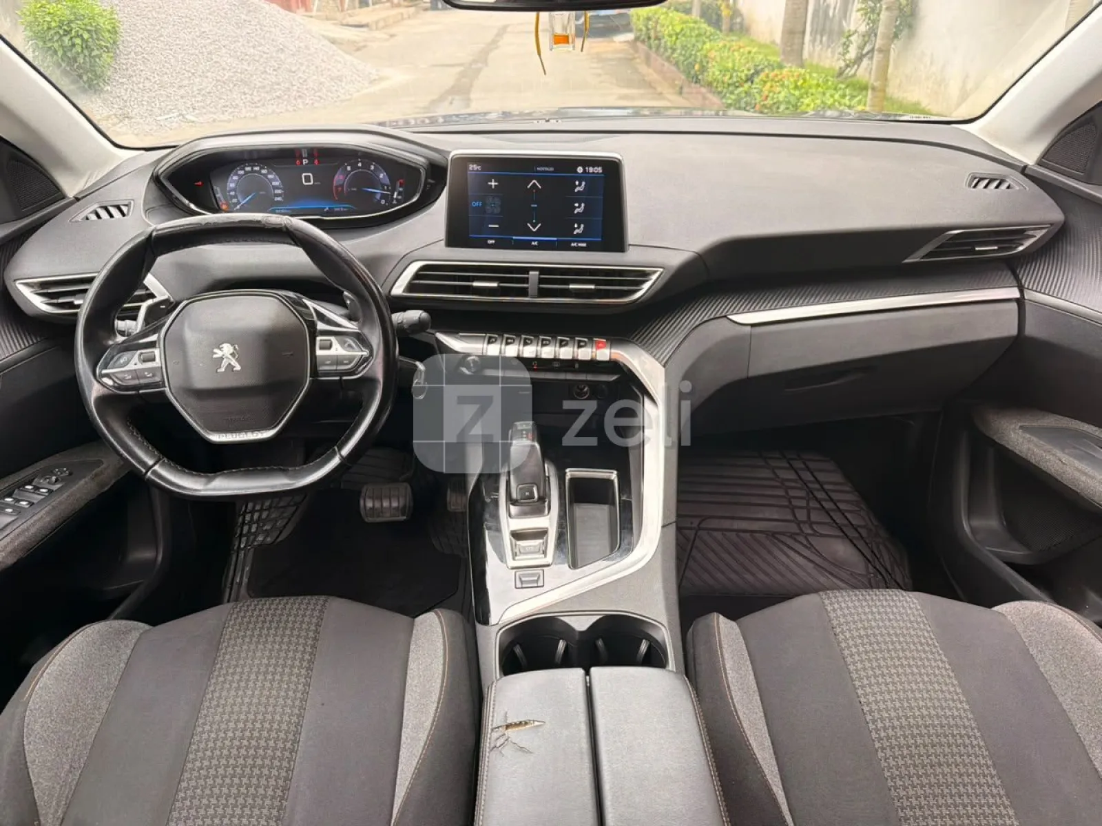Peugeot 3008 2020 — photo 6