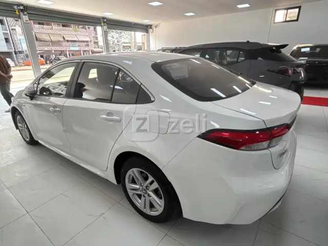 Toyota Levin 2022 — photo 5