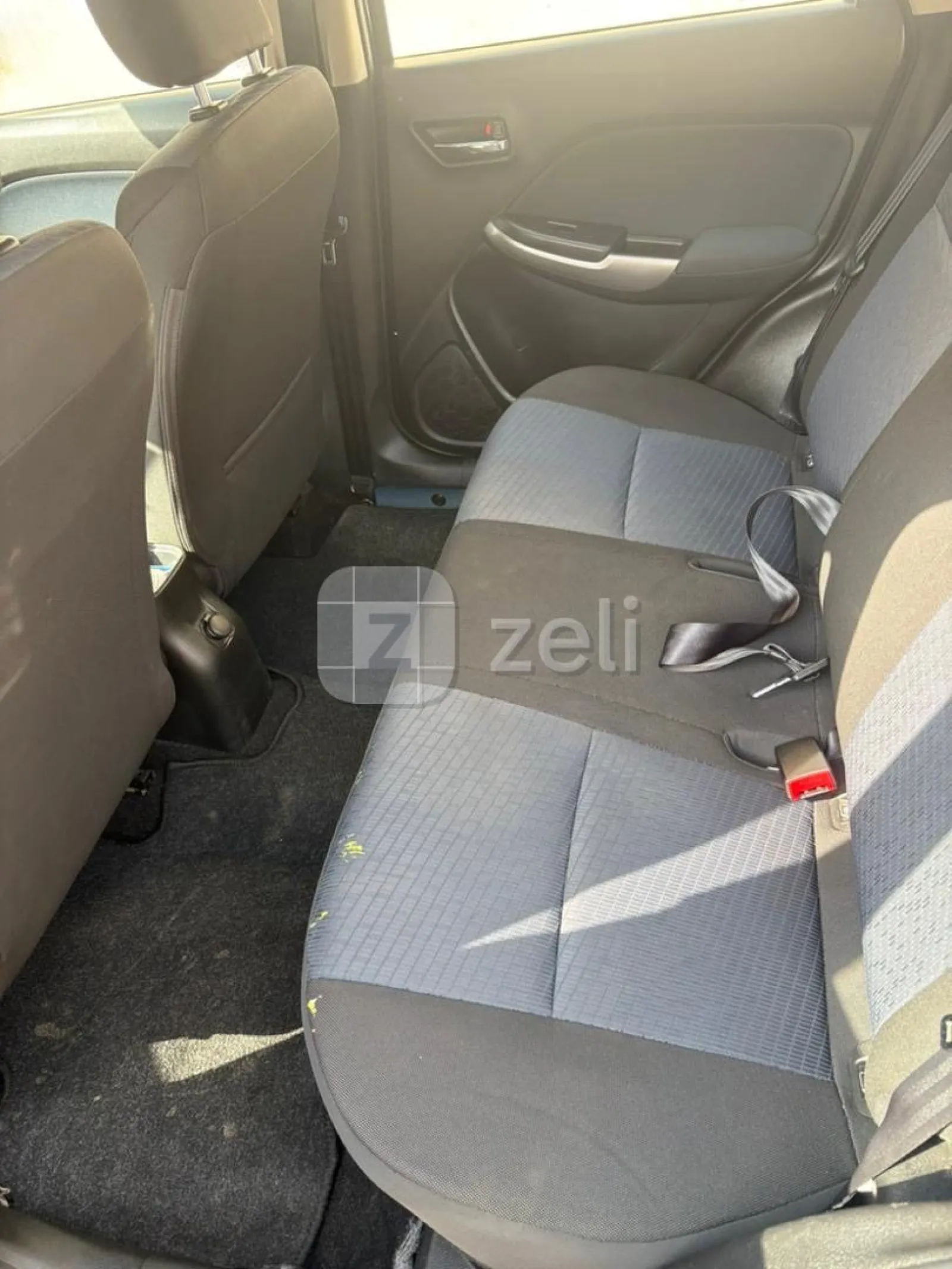Toyota Starlet 2021 — photo 8