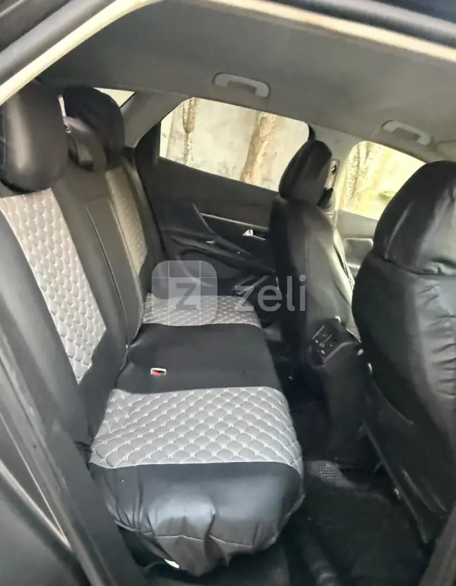 Peugeot 3008 2019 — photo 9