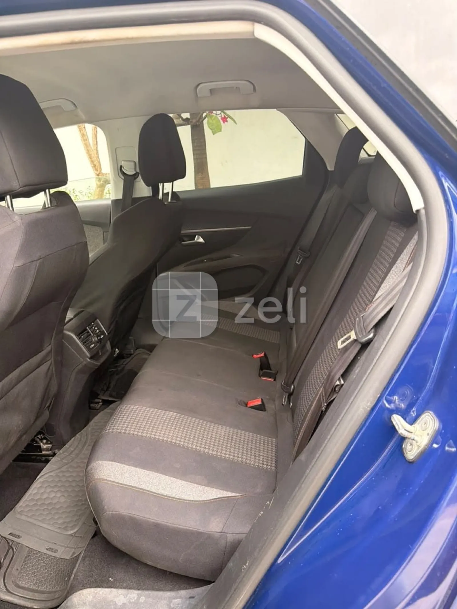 Peugeot 3008 2020 — photo 8