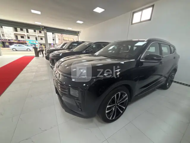 Jetour X70 Plus 2024 — photo 2