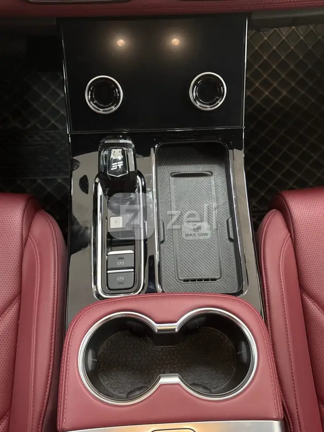 Jetour X70 Plus 2024 — photo 12