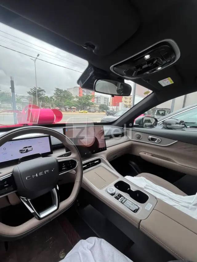 Chery Tiggo 8 2025 — photo 5
