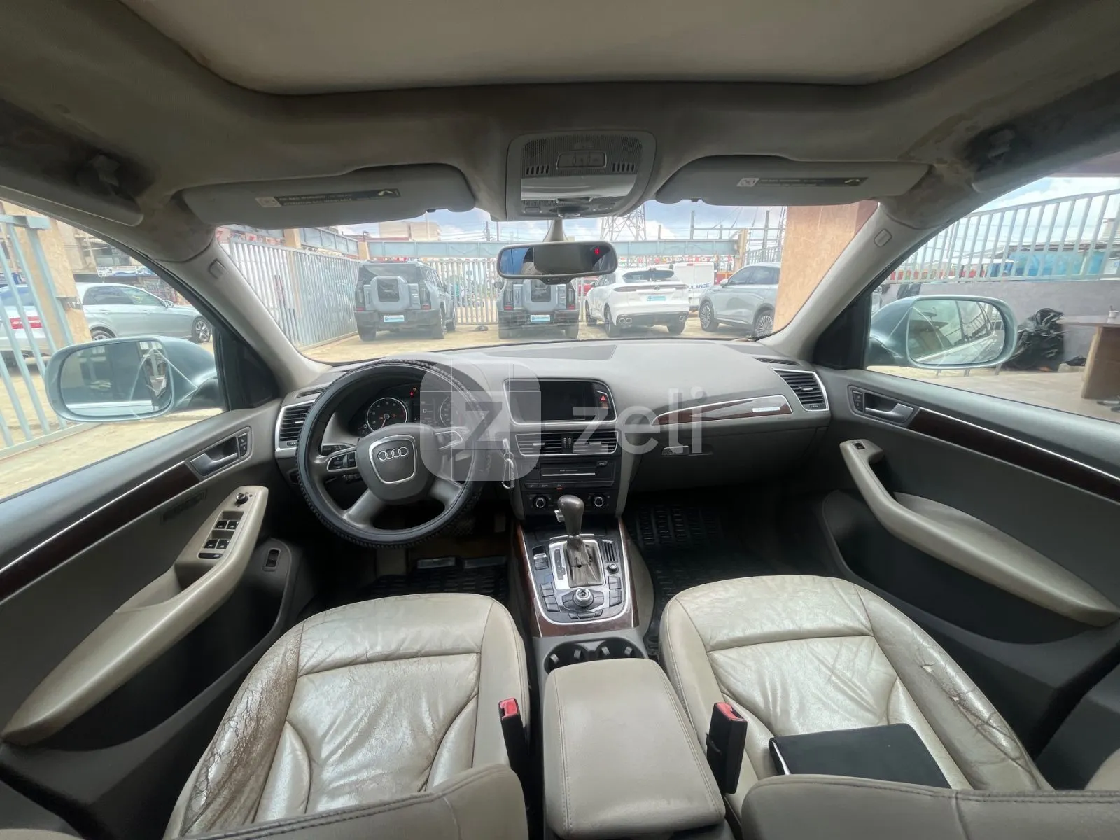 Audi Q5 2012 — photo 14