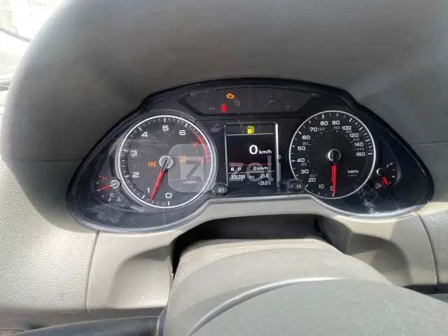 Audi Q5 2012 — photo 17