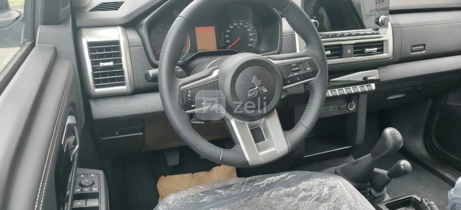 Mitsubishi L200 2026 — photo 10