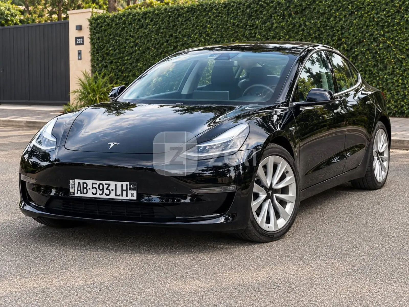 Tesla 3 2023 — photo 1