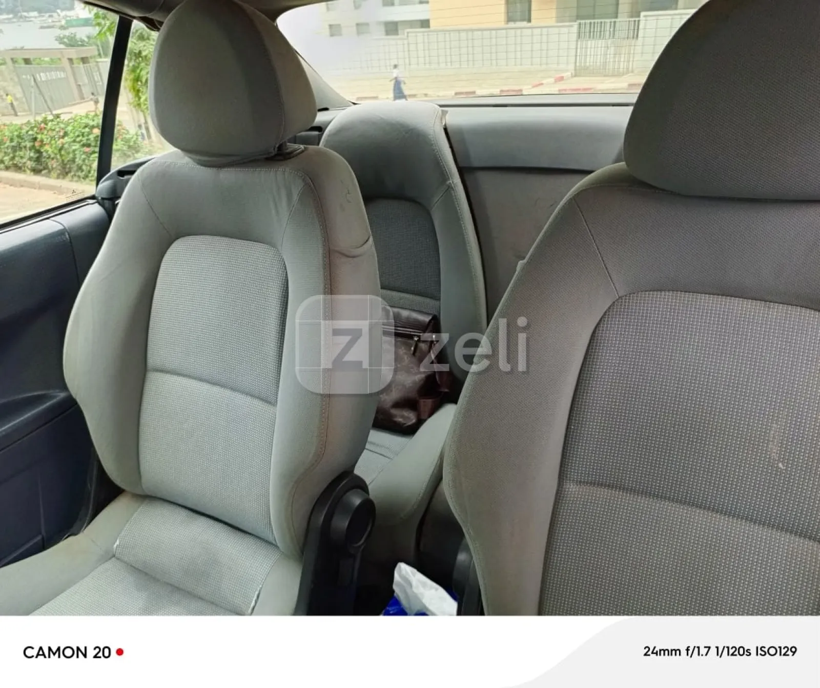 Mitsubishi Colt 2006 — photo 7