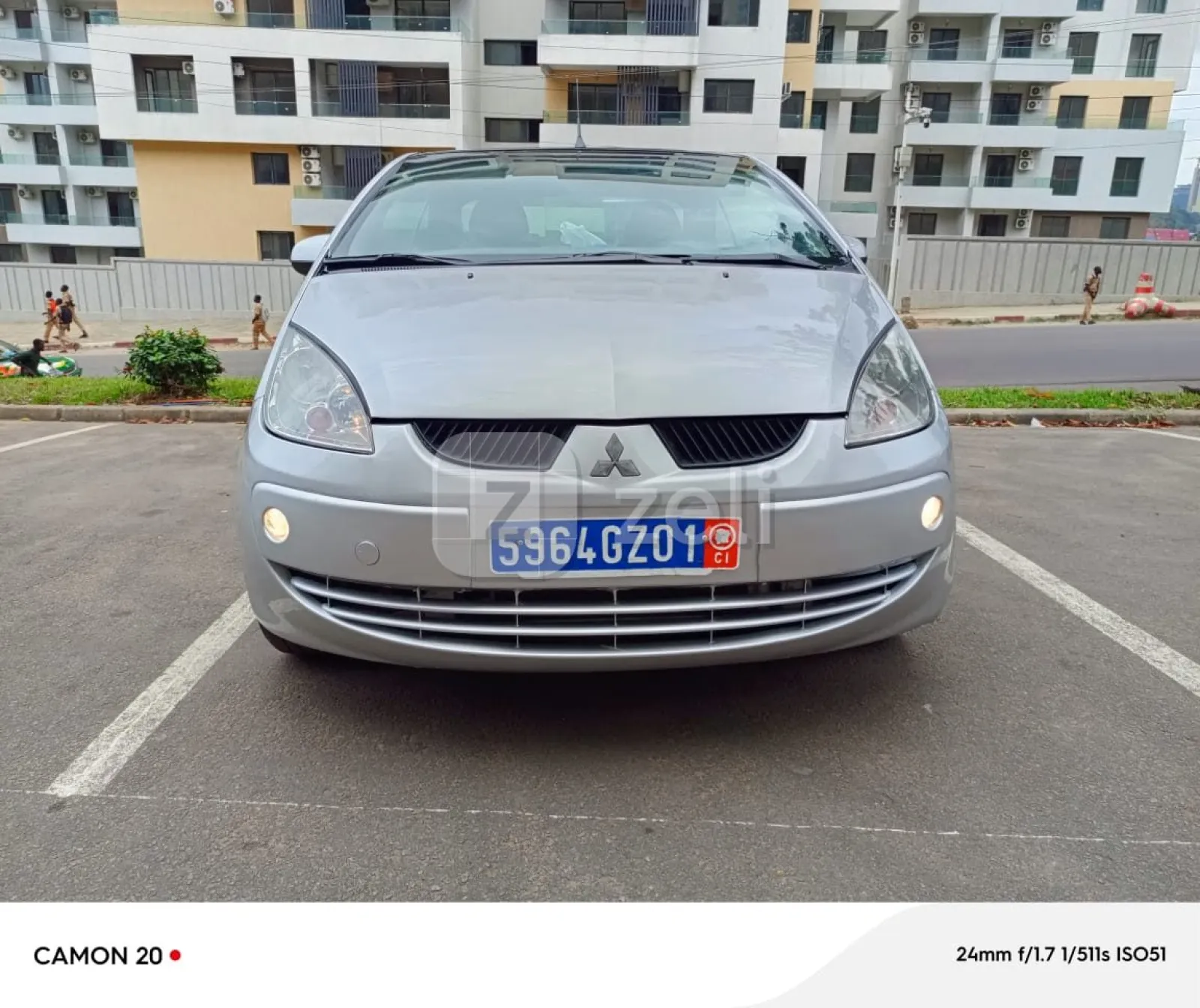 Mitsubishi Colt 2006 — photo 1