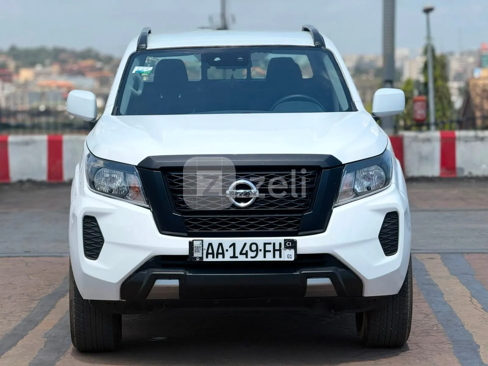 Nissan Navara 2025 — photo 1