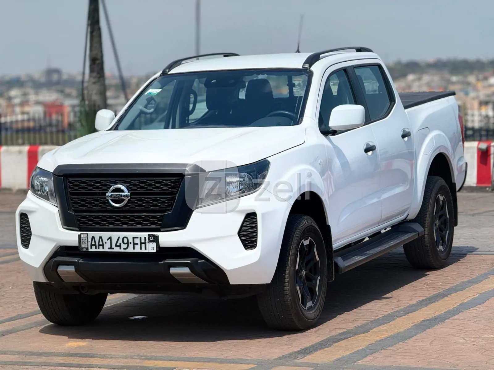 Nissan Navara 2025 — photo 2