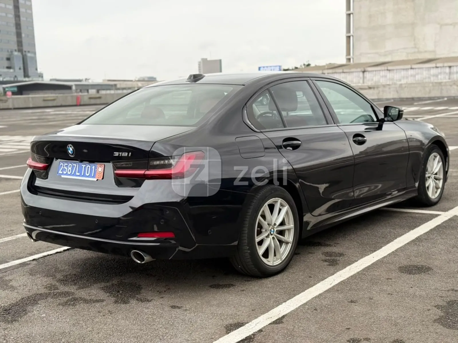 Bmw 3 Series 2023 — photo 4