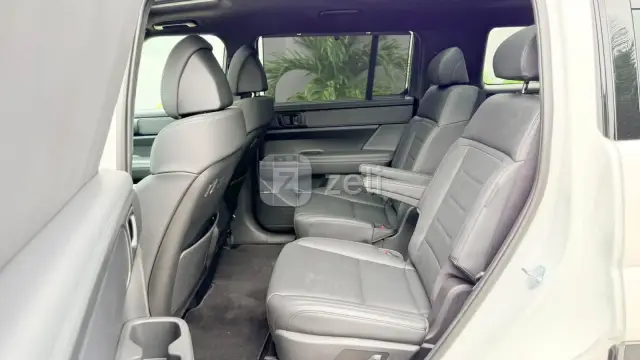 Hyundai Santa Fe 2026 — photo 7