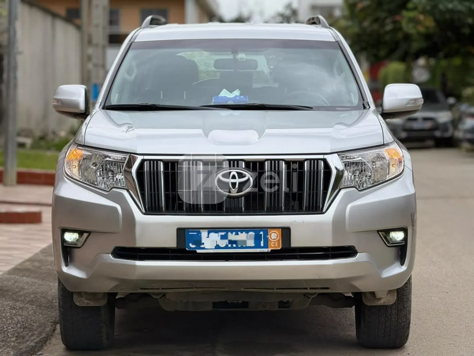 Toyota Prado 2022 — photo 1