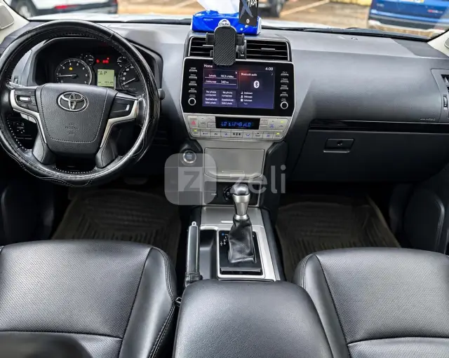 Toyota Prado 2022 — photo 7