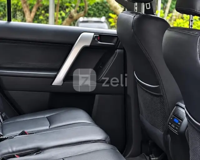 Toyota Prado 2022 — photo 8