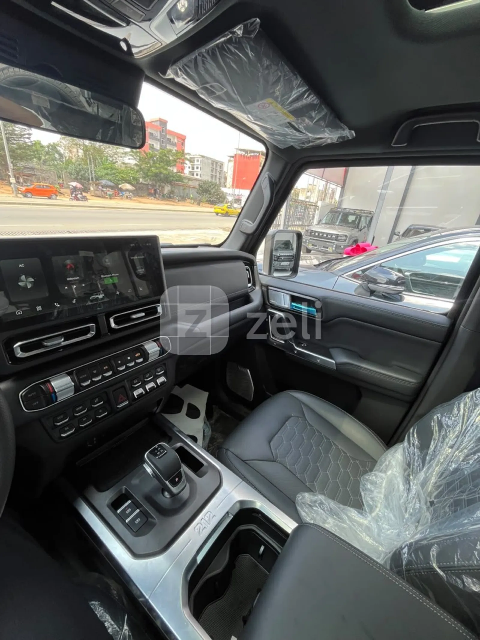 212 T01 2025 — photo 7