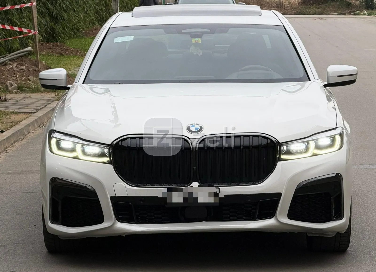 Bmw 7 Series 2019 — photo 1