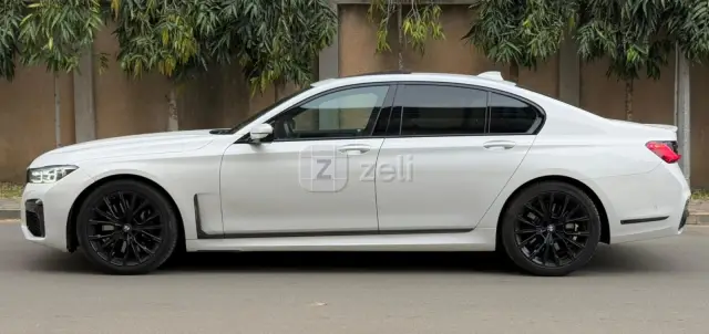 Bmw 7 Series 2019 — photo 3