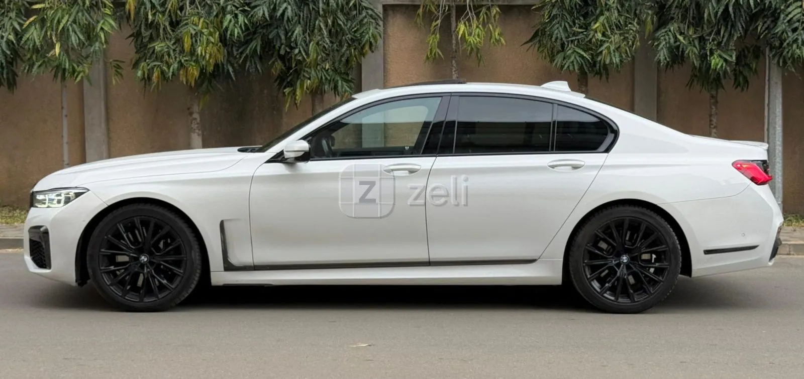 Bmw 7 Series 2019 — photo 3