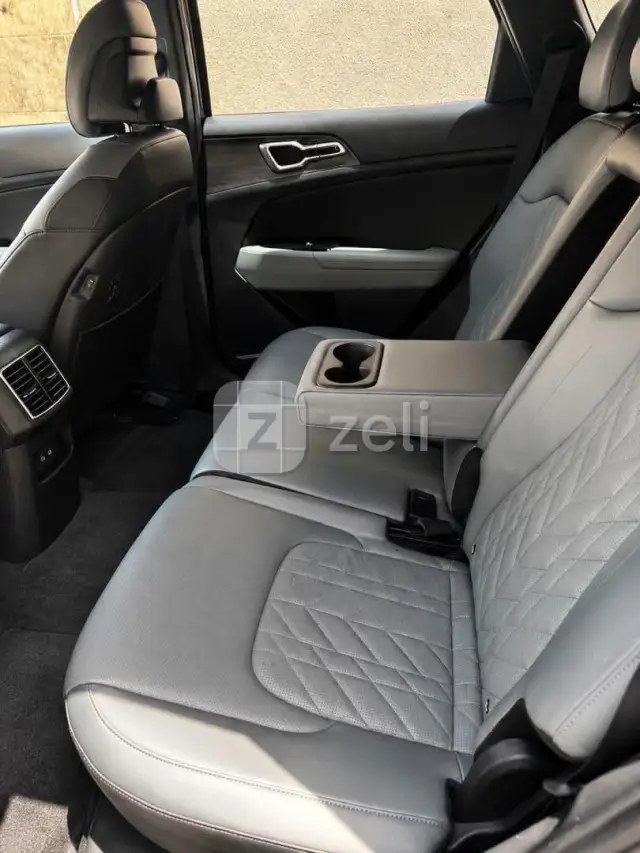 Kia Sportage 2023 — photo 5