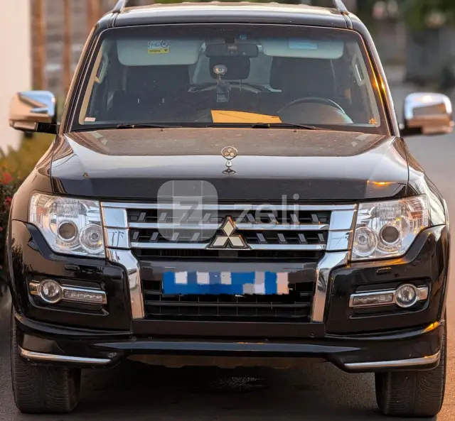 Mitsubishi Pajero 2021