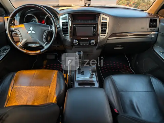 Mitsubishi Pajero 2021 — photo 4