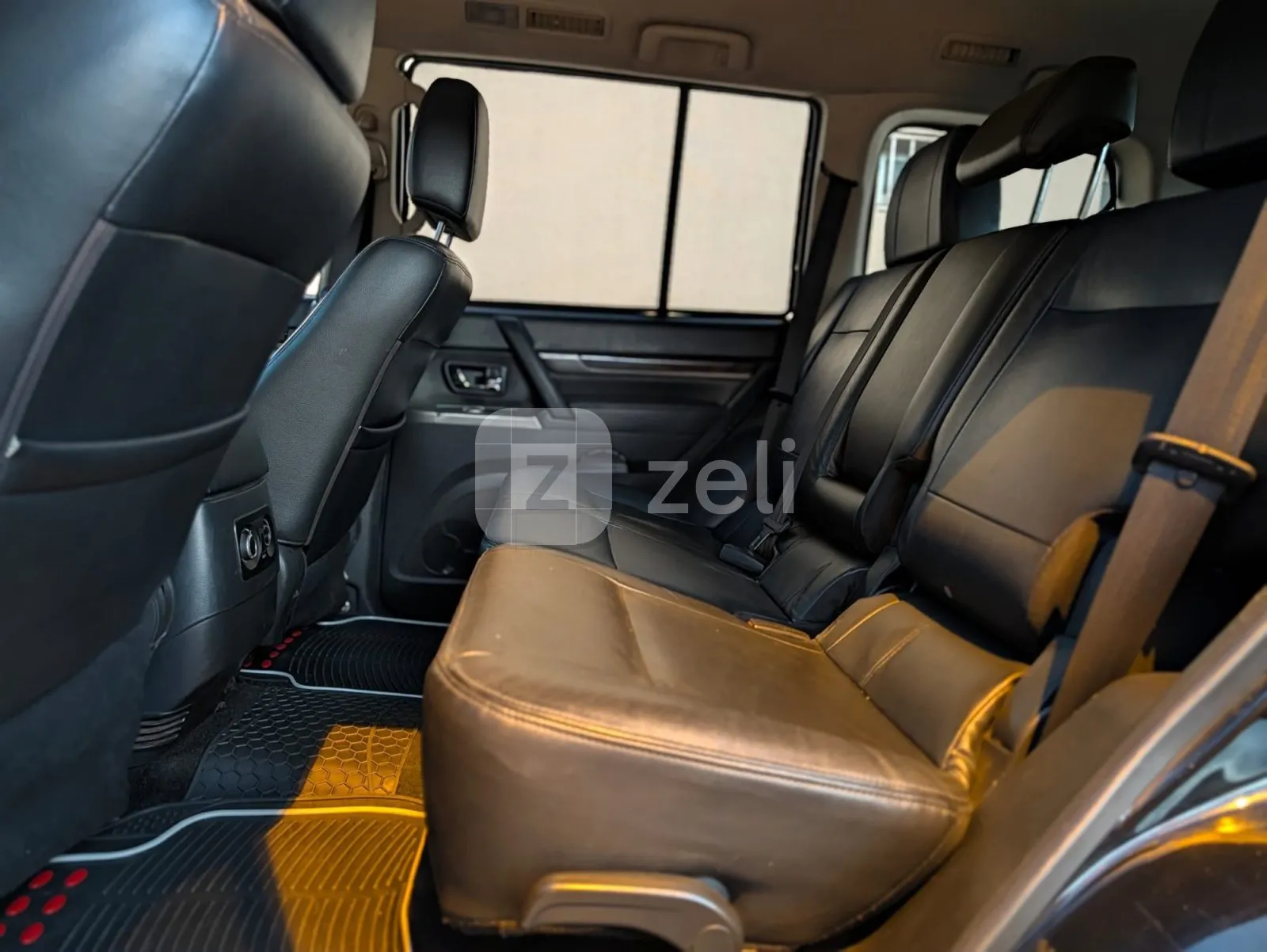 Mitsubishi Pajero 2021 — photo 5