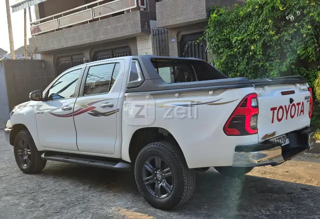 Toyota Hilux 2026 — photo 4