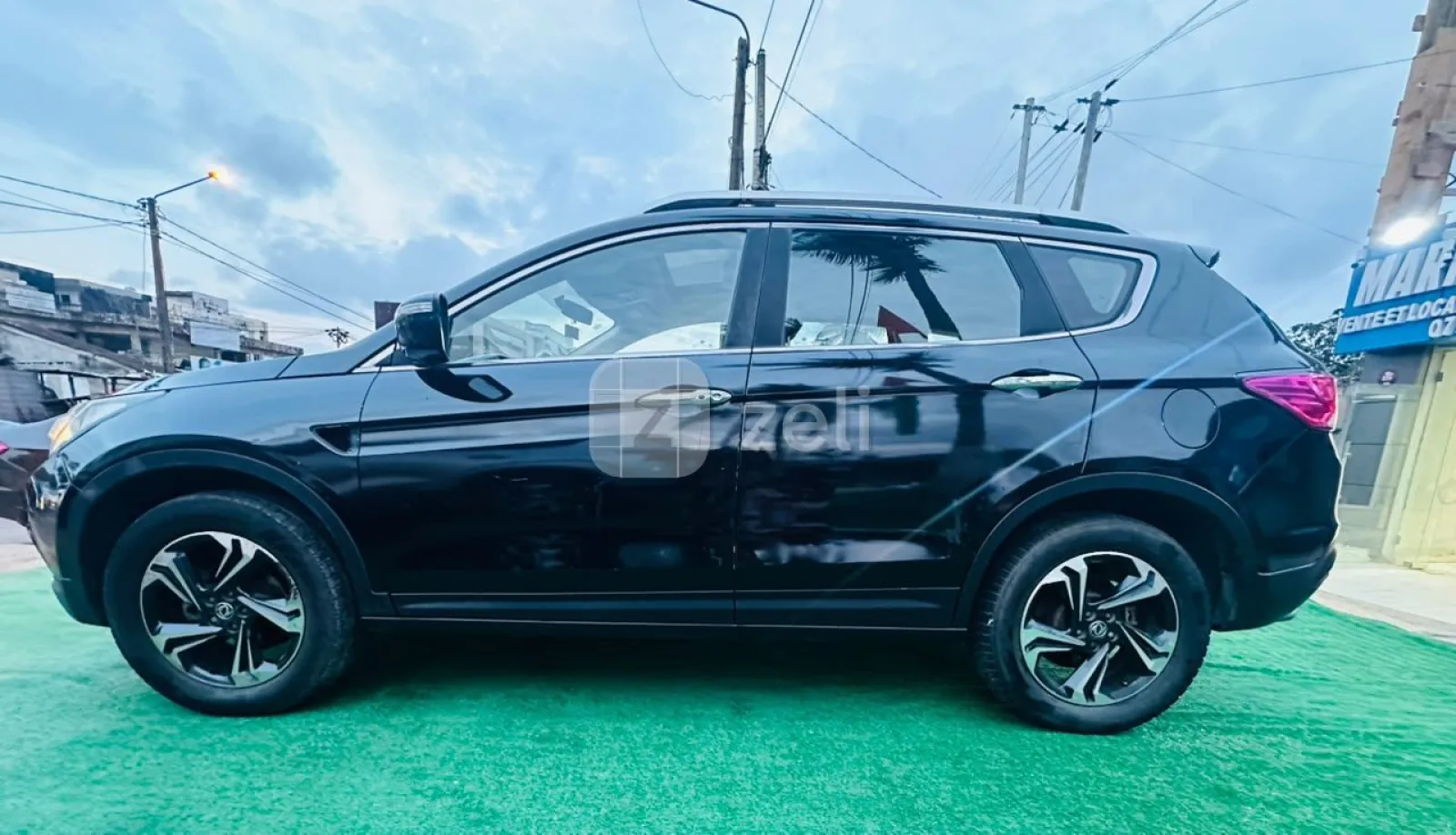 Dongfeng AX7 2018 — photo 3