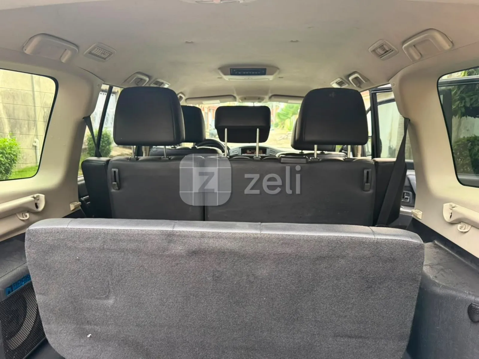 Mitsubishi Pajero 2015 — photo 7