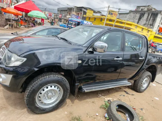 Mitsubishi L200 2015 — photo 2