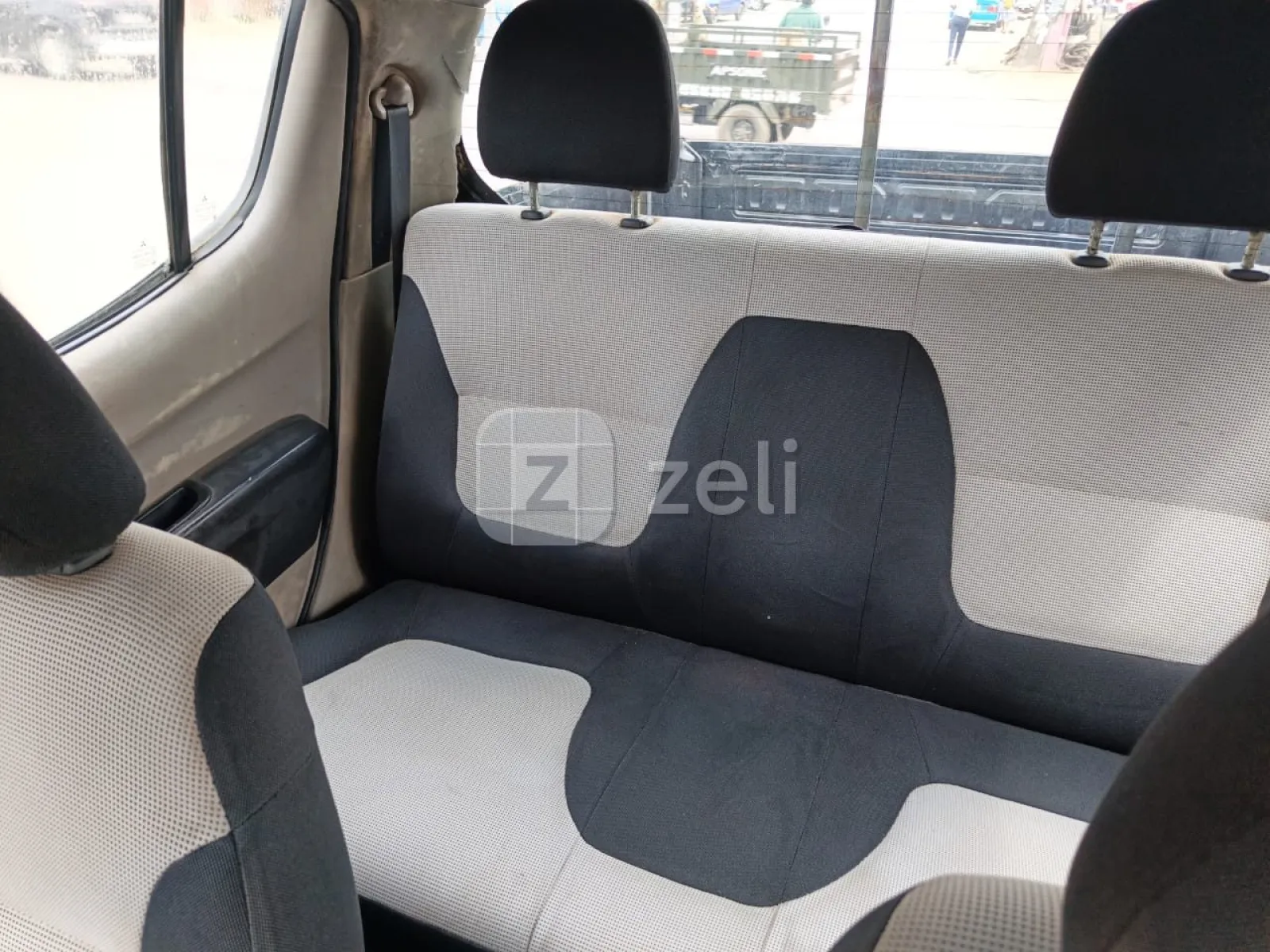 Mitsubishi L200 2015 — photo 6