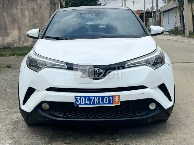 Toyota CHR 2018 — photo 2