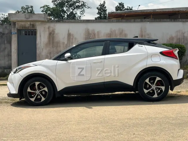 Toyota CHR 2018 — photo 6